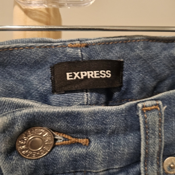 Express Flare High Rise Ultra Hyper Stretch, Fits Sizes 6/8/10 - Picture 2 of 4